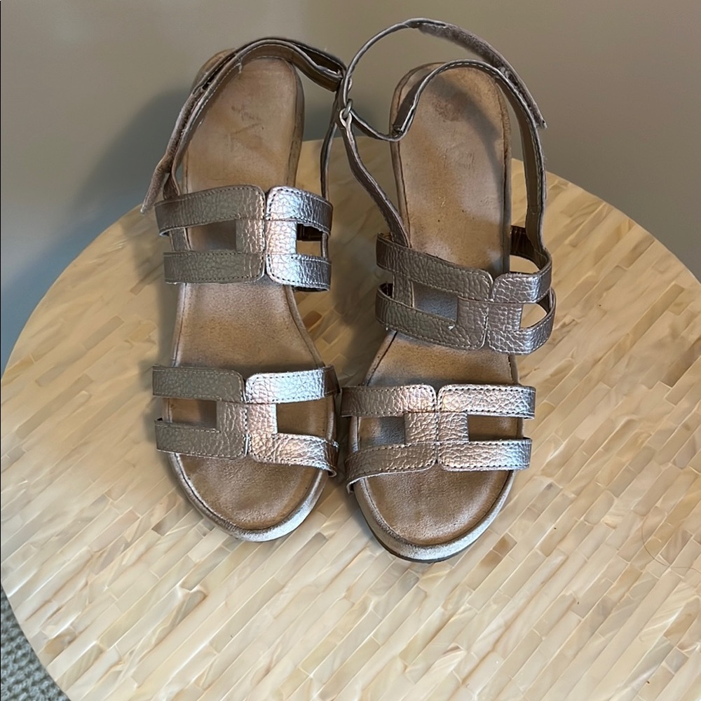 A2 By Aerosoles Silver Sandals with Modern Straps